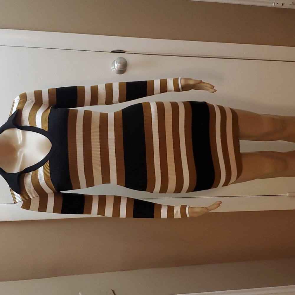 No Boundaries Bodycon brown, black, white striped  Sweaterdress retro 70s style